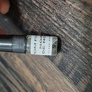 Tom Ford Noir de Noir EDP Sample Spray EDP 2ml